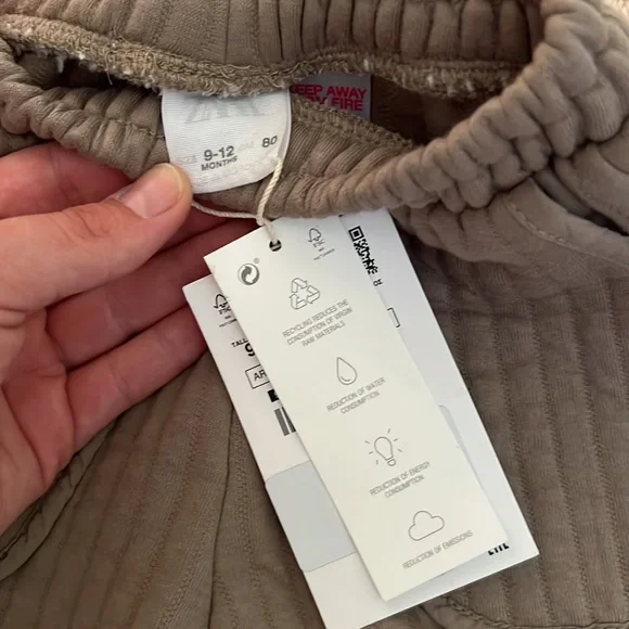 Brand new Zara sweats - Picture 2 of 3